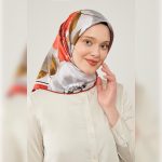 Levidor Çiçek Desen Trend Twill Eşarp Kırmızı