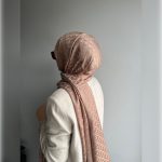 Piramit Desen İpeksi Jakar Şal Sütlü Kahve